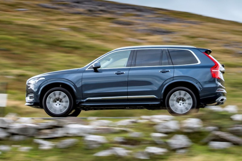 Updated Volvo XC90 mild hybrid