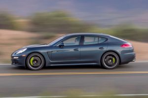 2016 Porsche Panamera