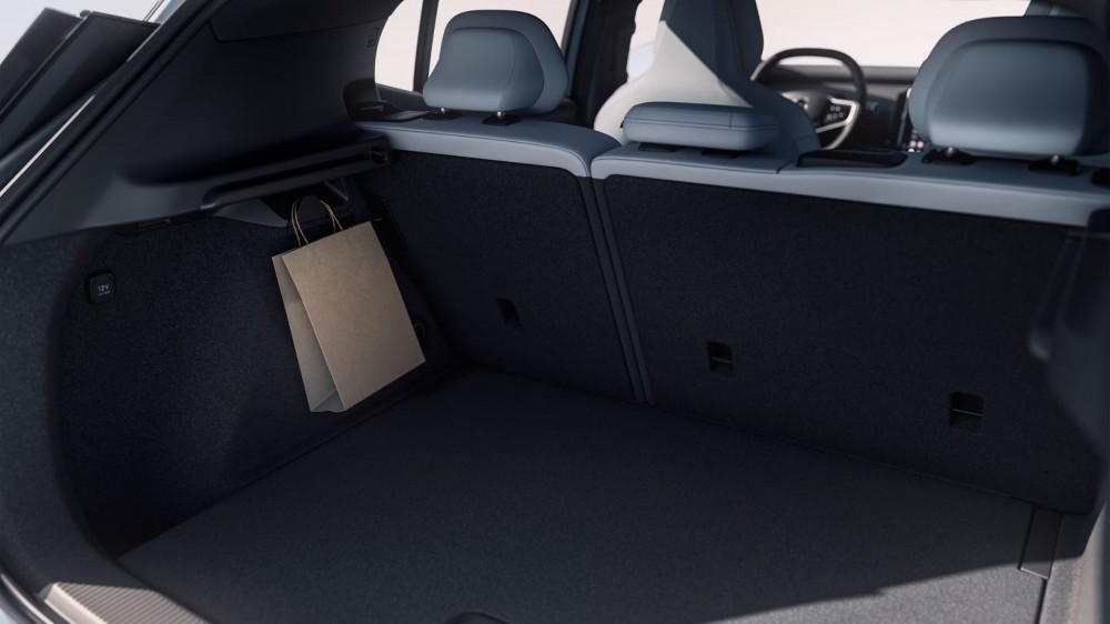 Volvo EX30 rear cargo space