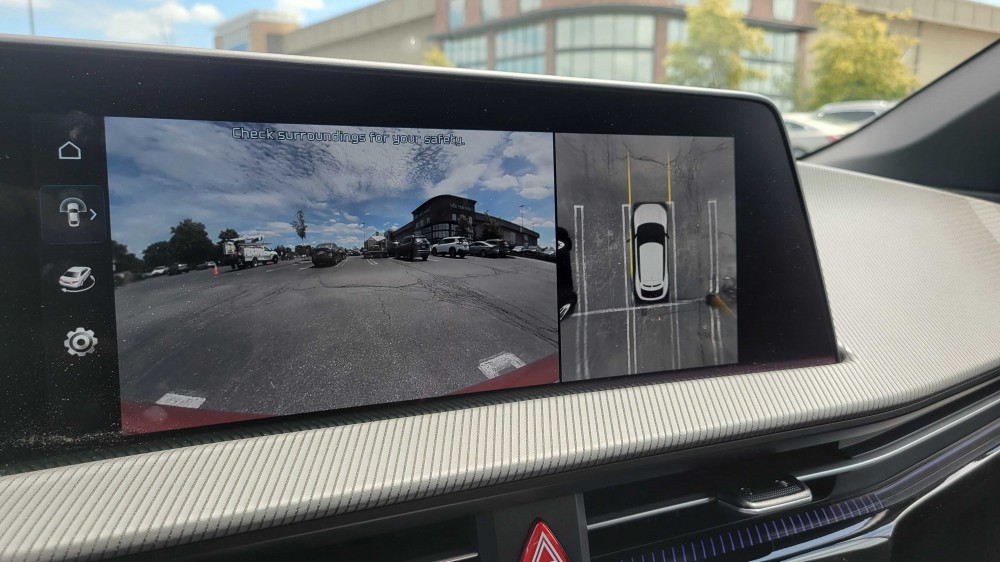 The Kia EV6's parking camera